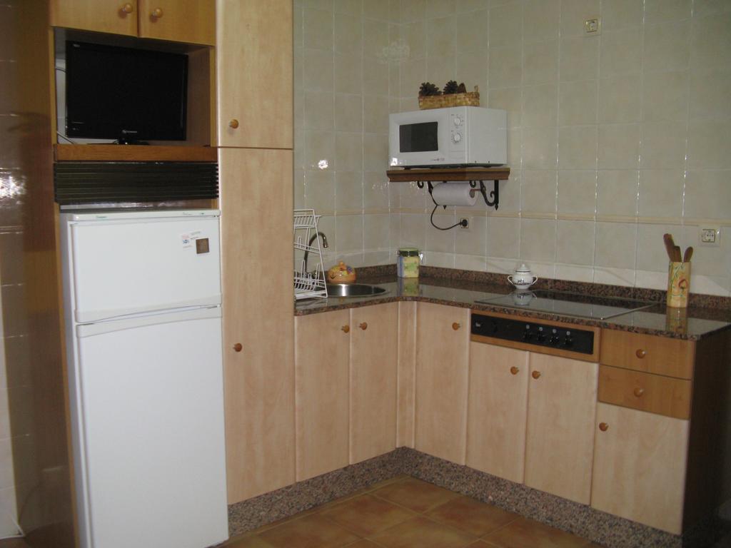 Apartamentos Rurales Casa El Caminero Meras ภายนอก รูปภาพ
